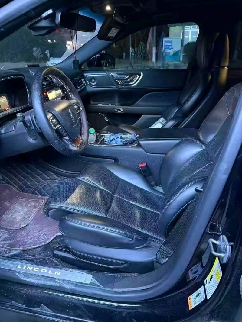 青岛20年林肯大陆8