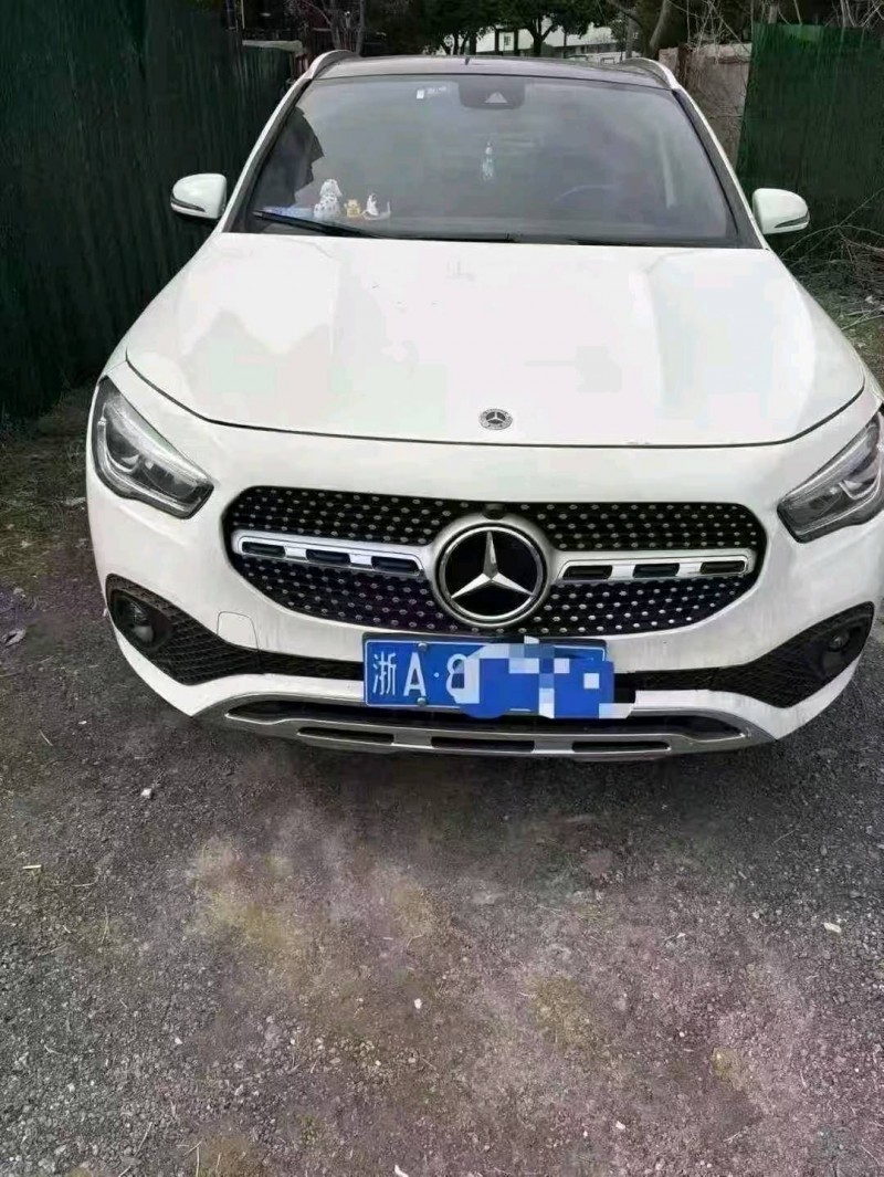杭州22年奔驰GLA1