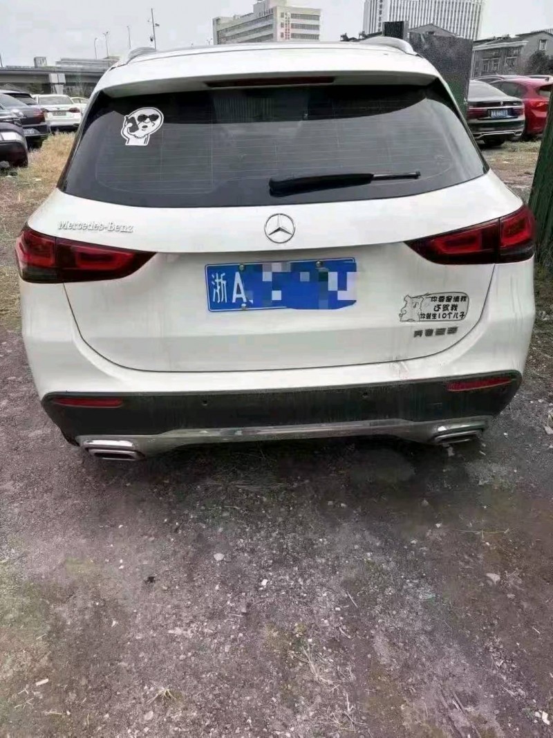 杭州22年奔驰GLA3