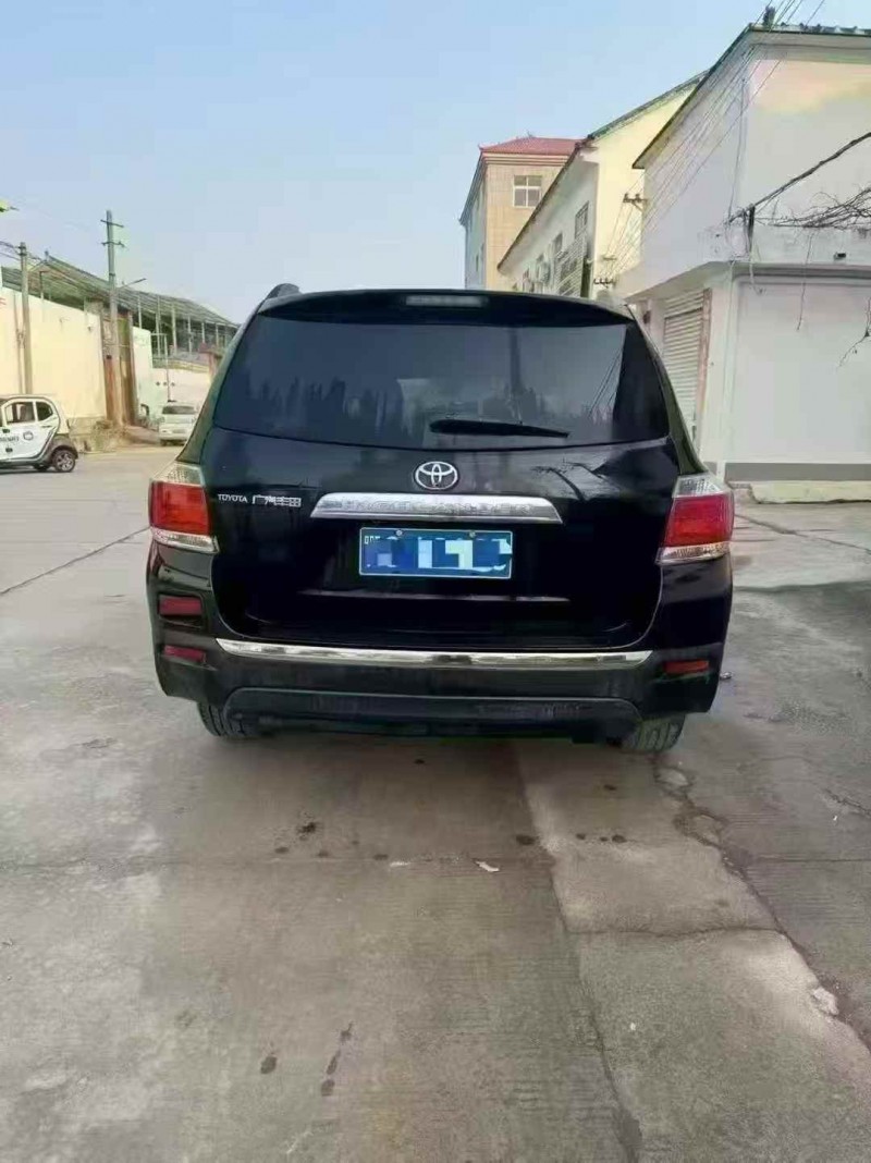 东营14年丰田汉兰达9