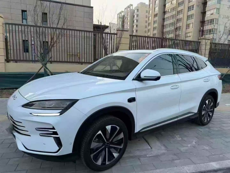 保定26年比亚迪宋3