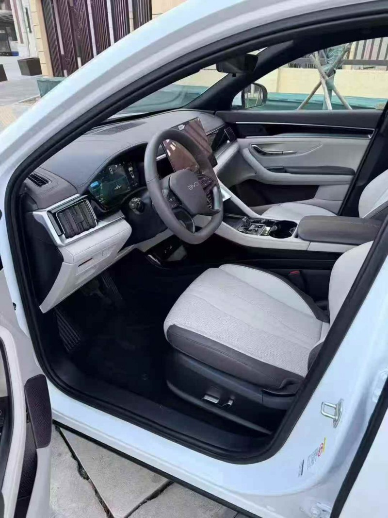 保定26年比亚迪宋4