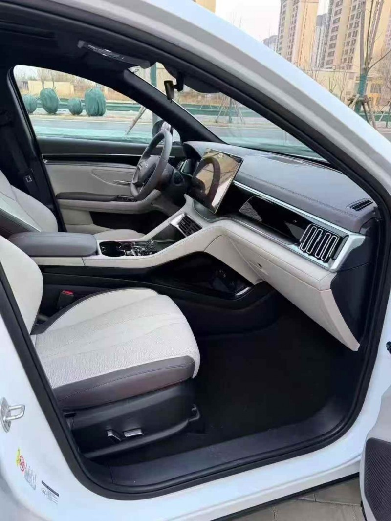 保定26年比亚迪宋7