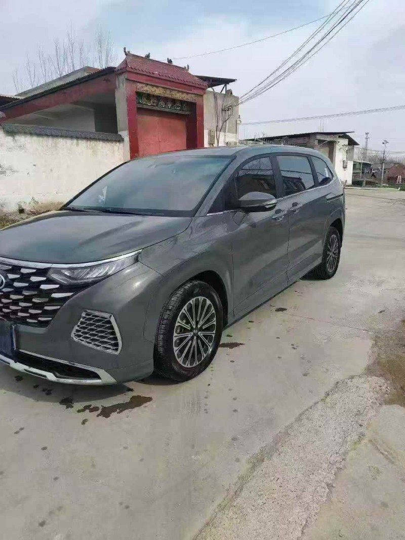 鹤壁25年现代库斯图3