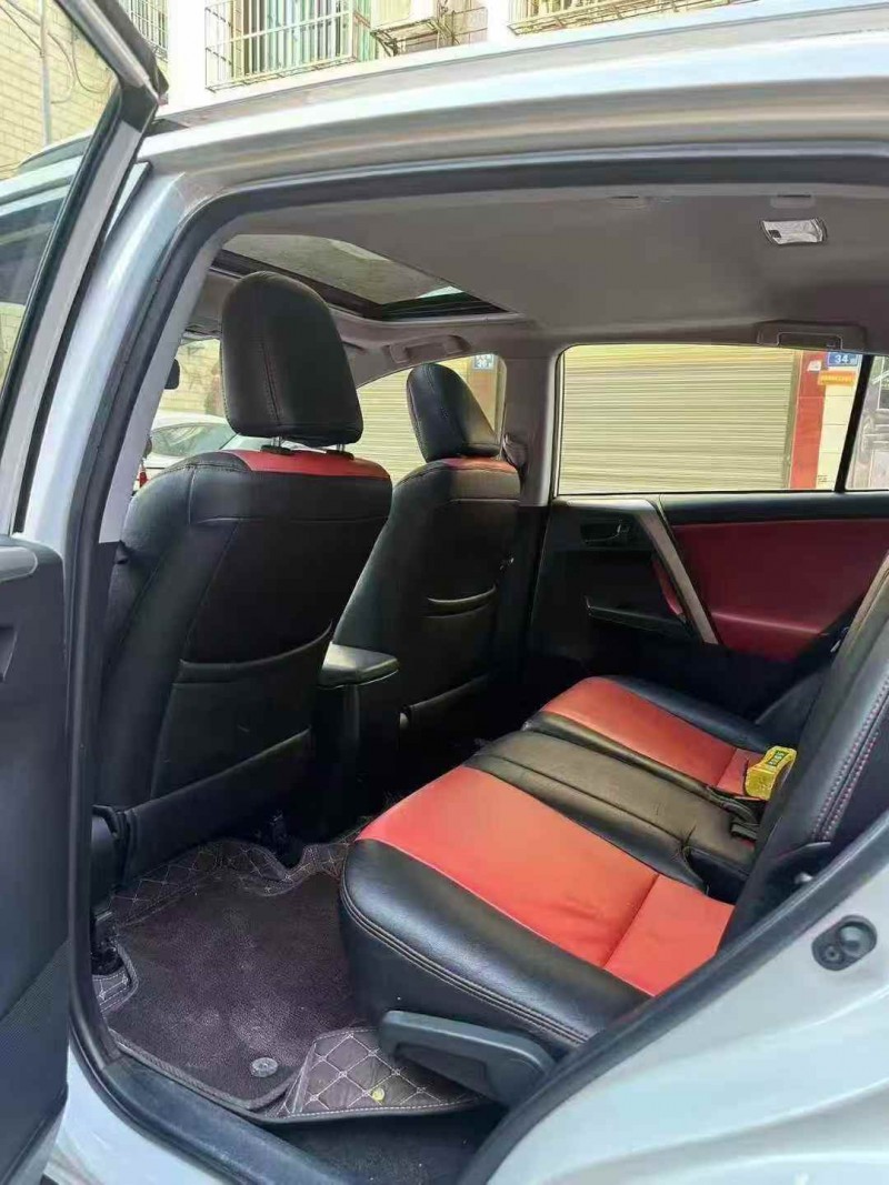 邵阳18年丰田锐志6