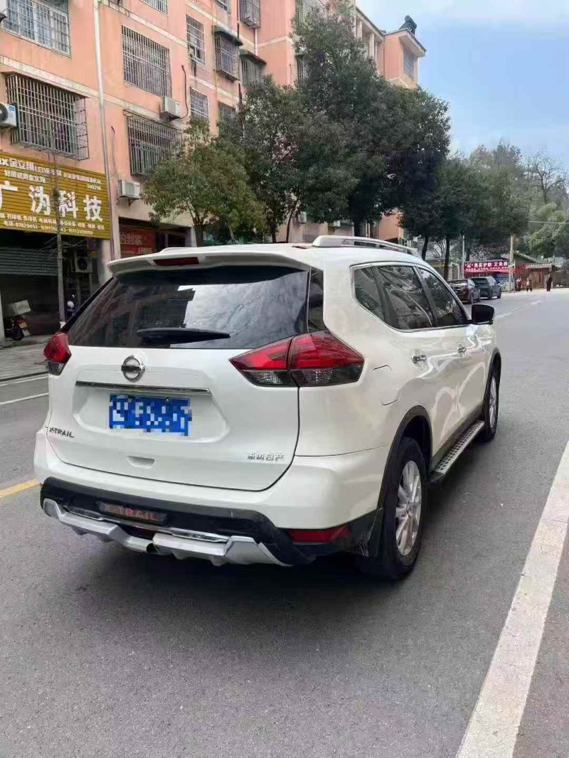 邵阳20年日产奇骏8