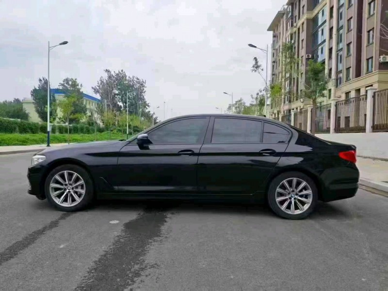 邢台18年宝马5系7