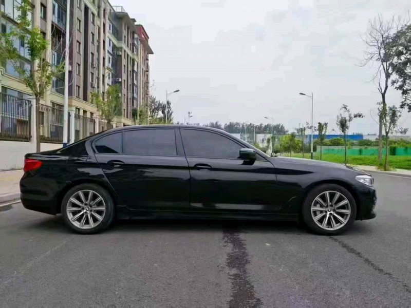 邢台18年宝马5系8