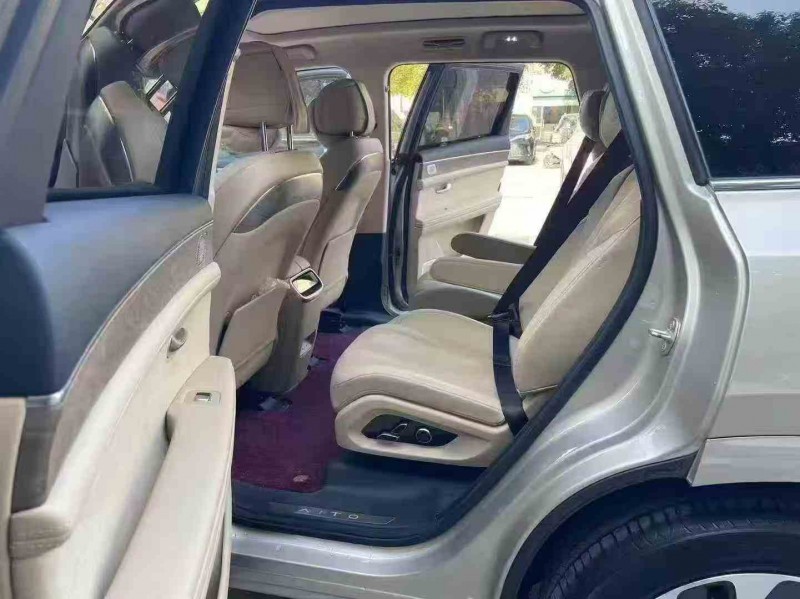 南通23年华为智选问界5