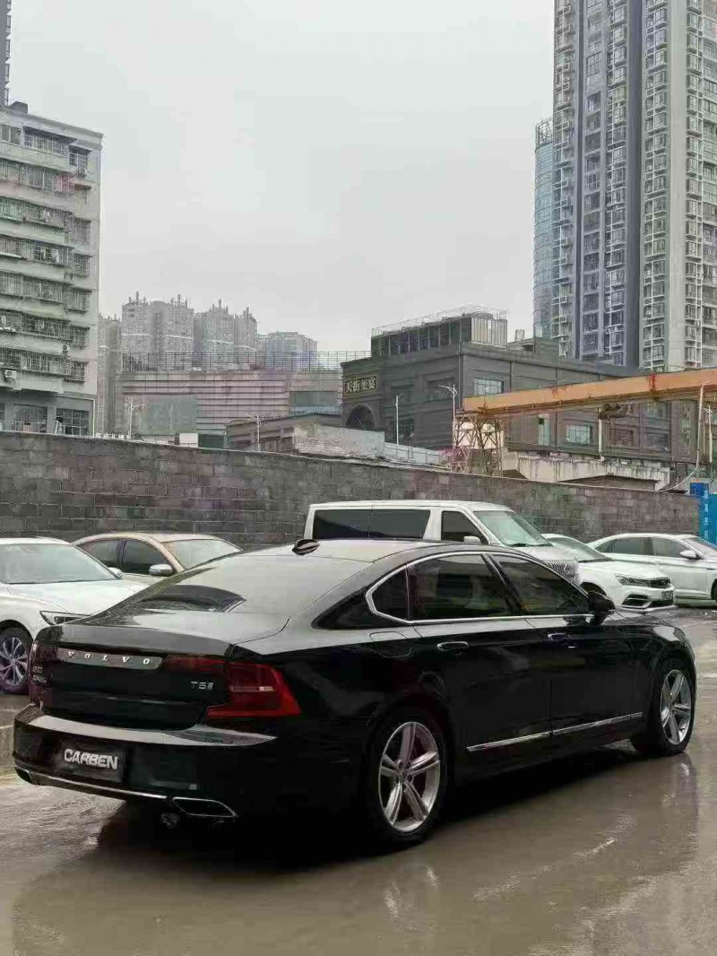 安顺21年沃尔沃S906