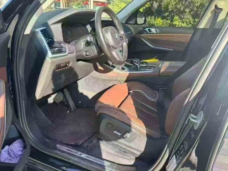 绍兴21年宝马X57