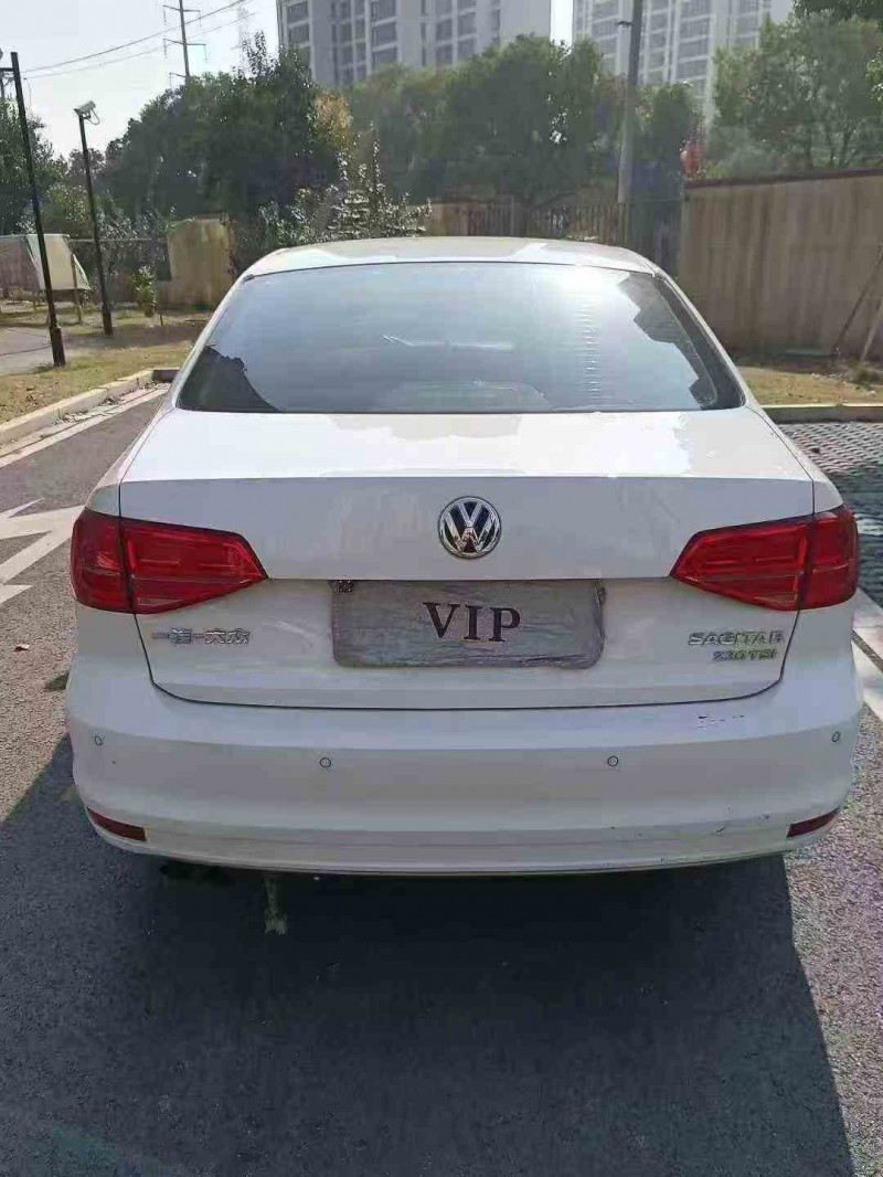 苏州16年大众速腾9