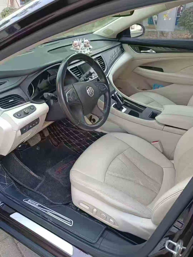 南通20年别克君越5