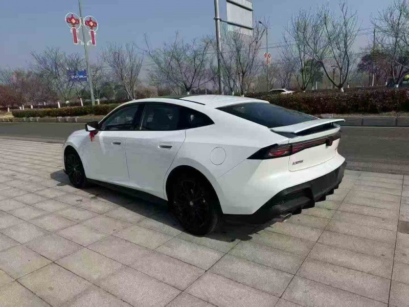 苏州25年长安汽车UNI7