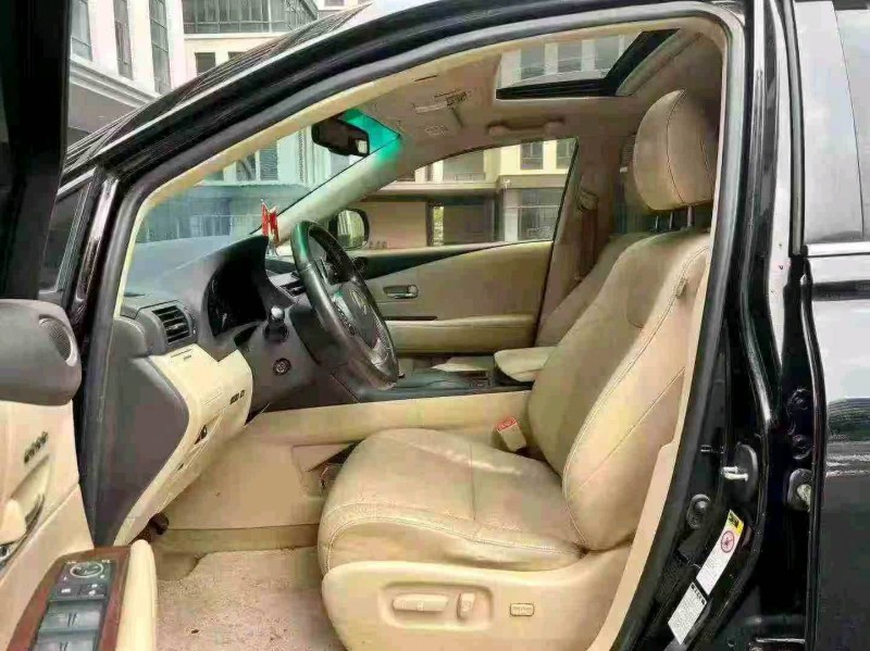 汕头13年雷克萨斯RX4