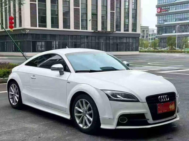 珠海15年奥迪TT2