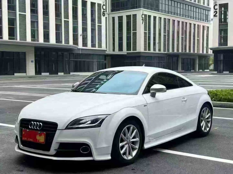 珠海15年奥迪TT3