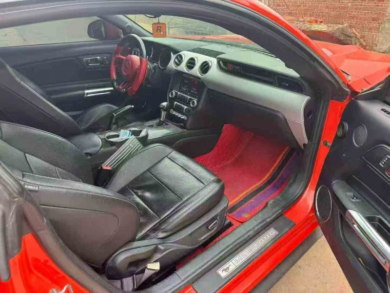 珠海15年福特野马6