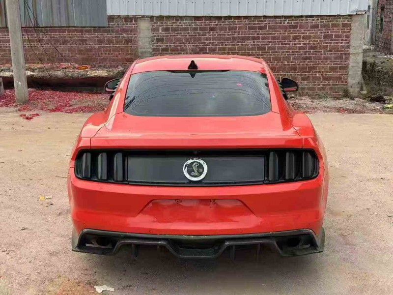 珠海15年福特野马9