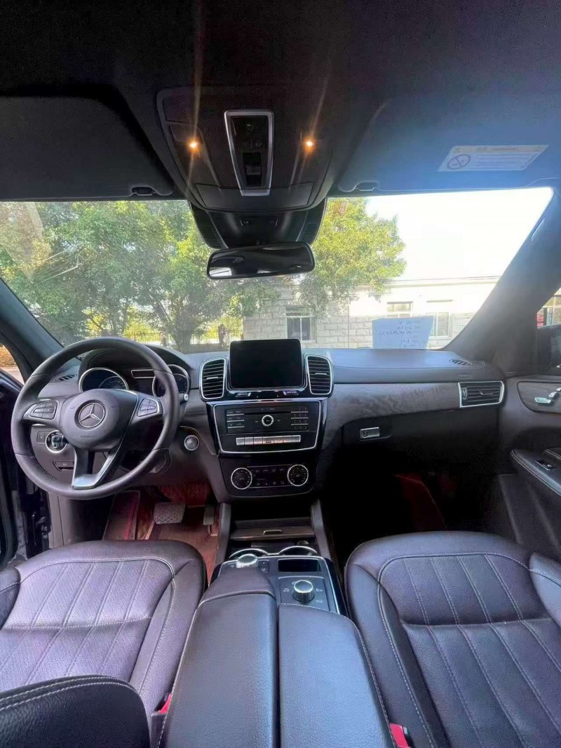 漳州17年奔驰GLE5