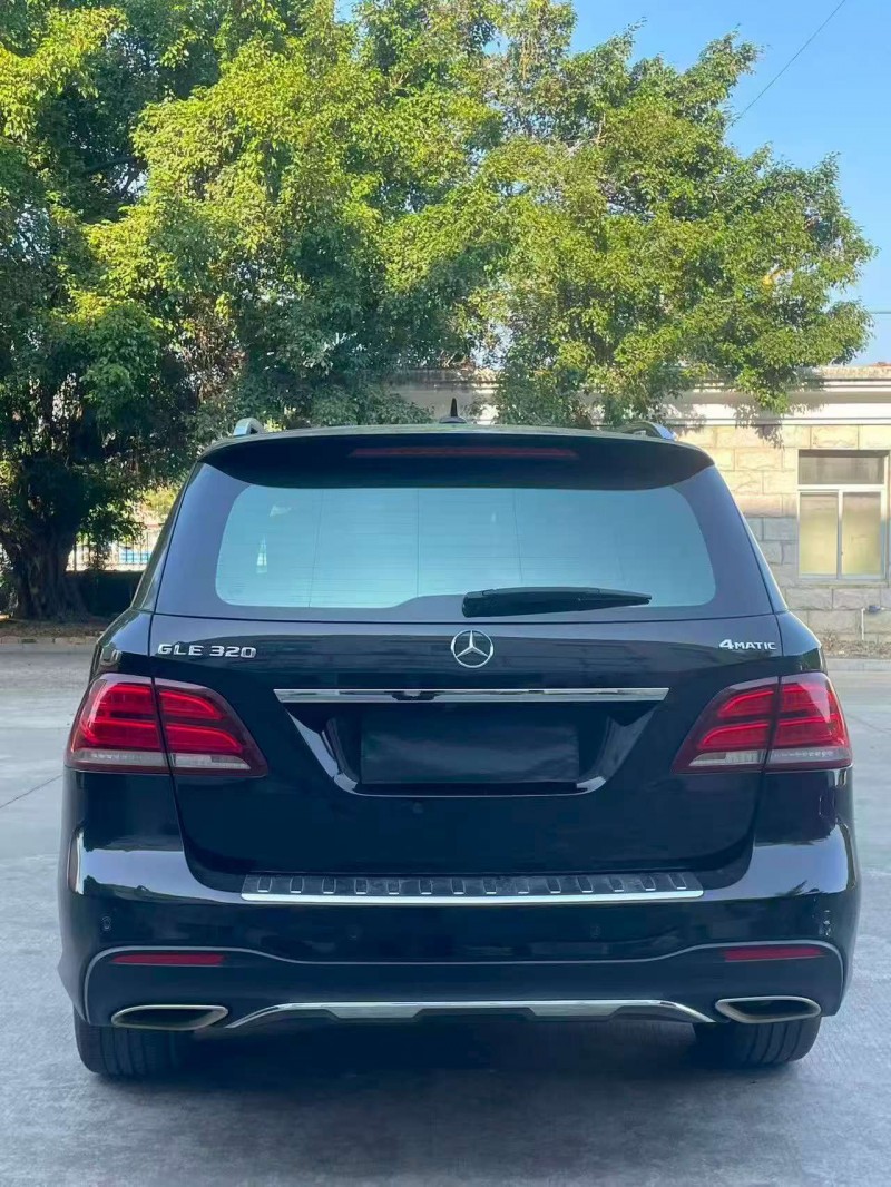 漳州17年奔驰GLE9