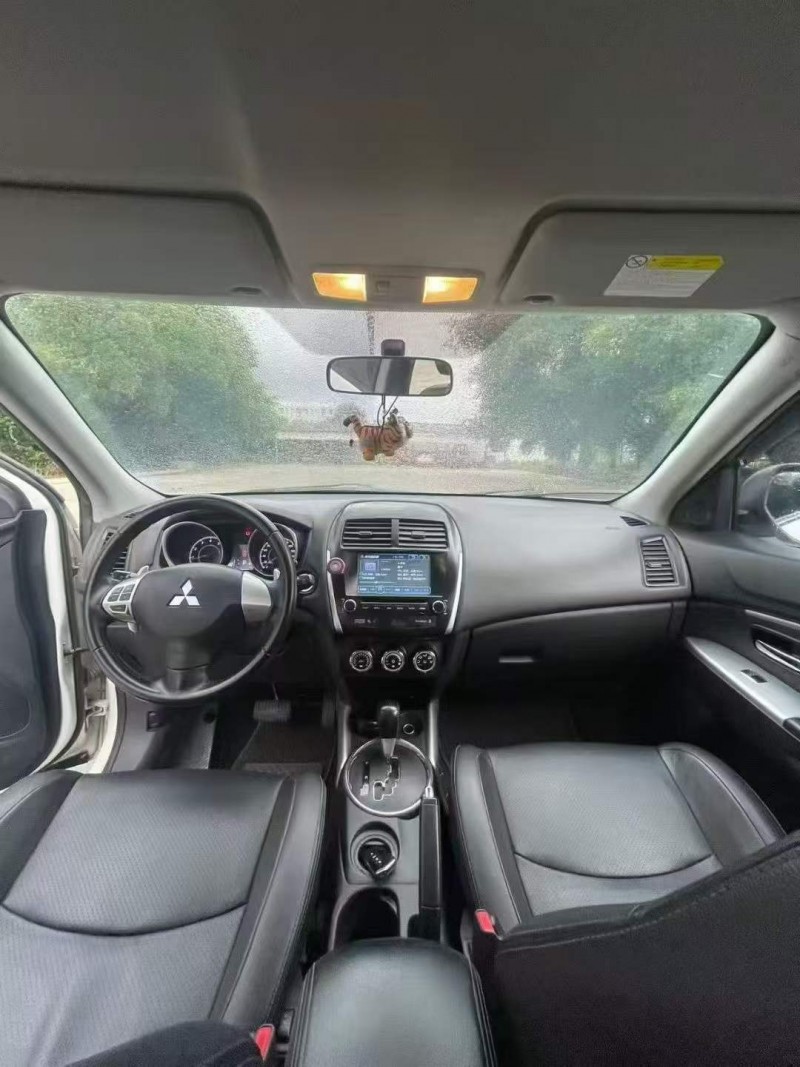 漳州13年三菱劲炫5