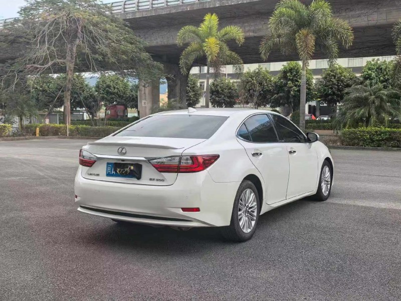 漳州18年雷克萨斯ES7