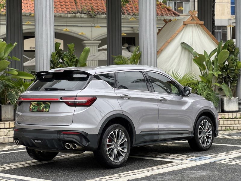 东莞20年吉利缤越8