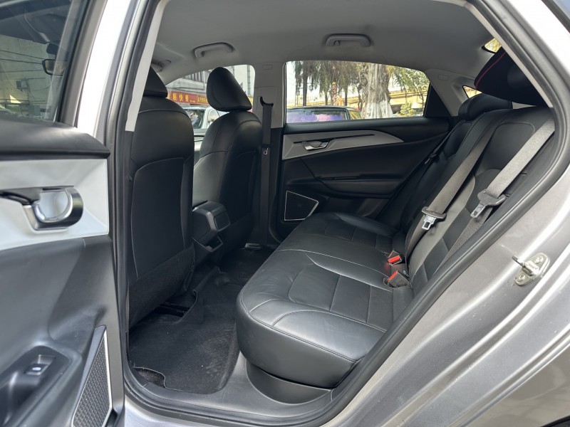 东莞23年吉利几何5