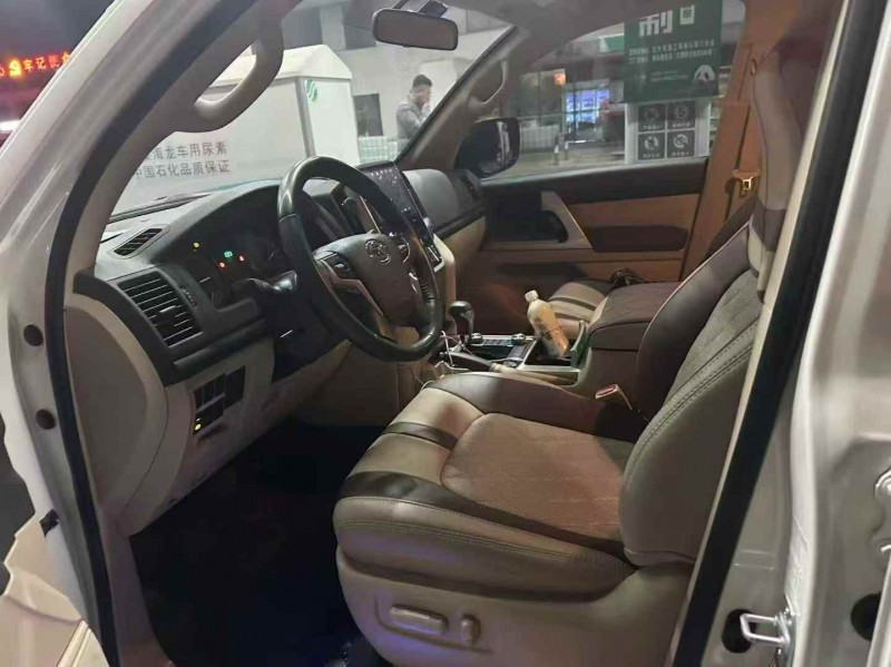 枣庄20年丰田兰德酷路泽5