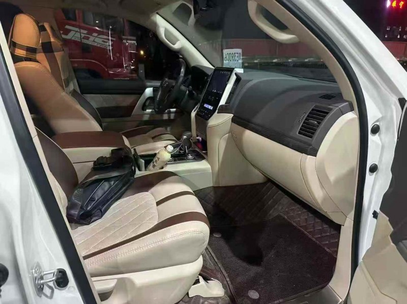 枣庄20年丰田兰德酷路泽6