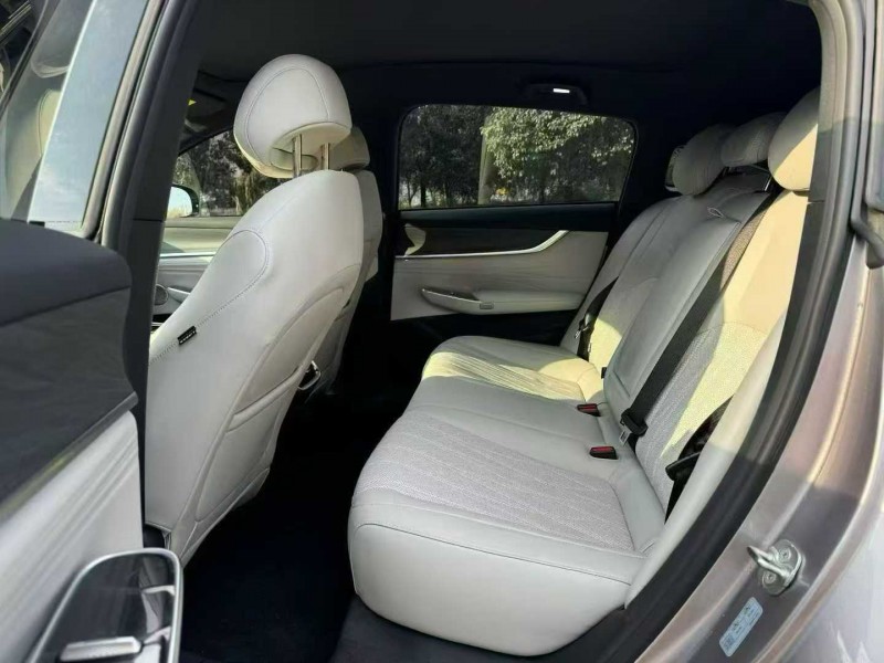 济宁25年长安汽车启源4