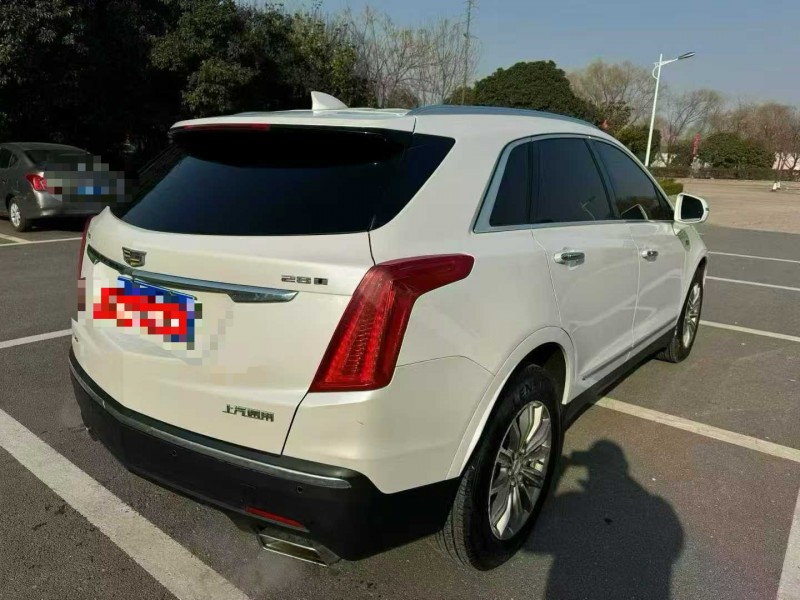 济宁18年凯迪拉克XT58