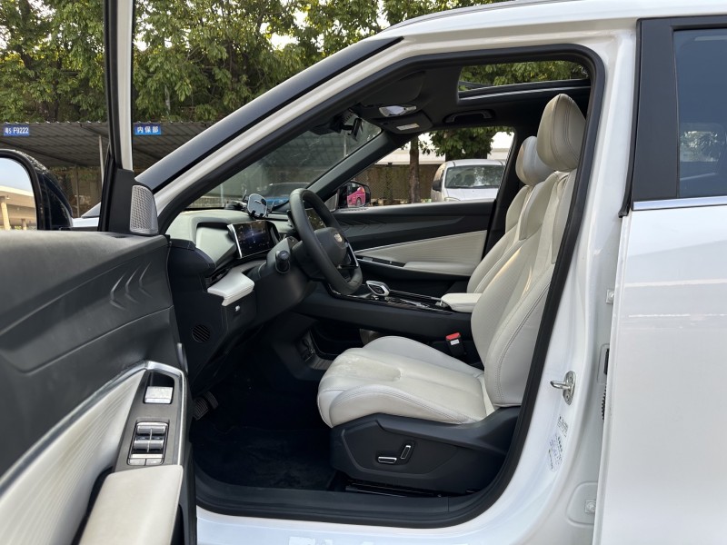 东莞23年吉利博越6