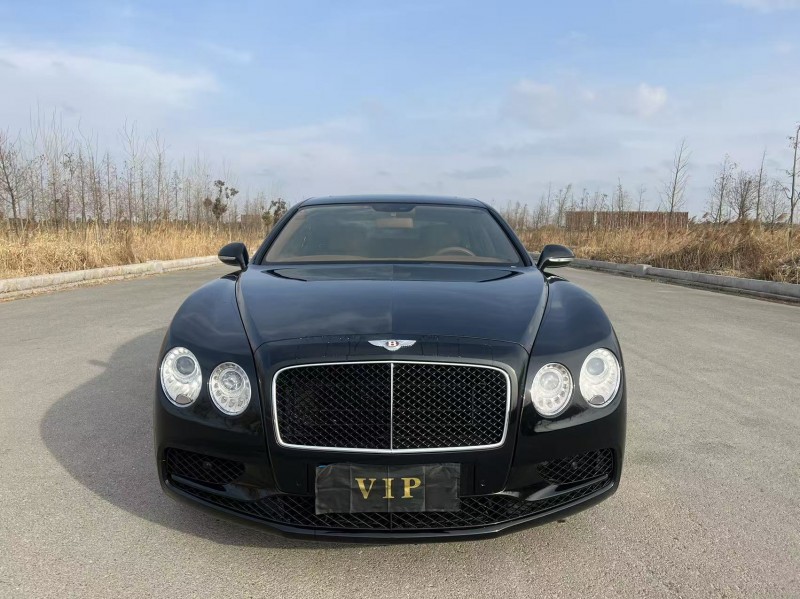 盐城17年宾利飞驰1