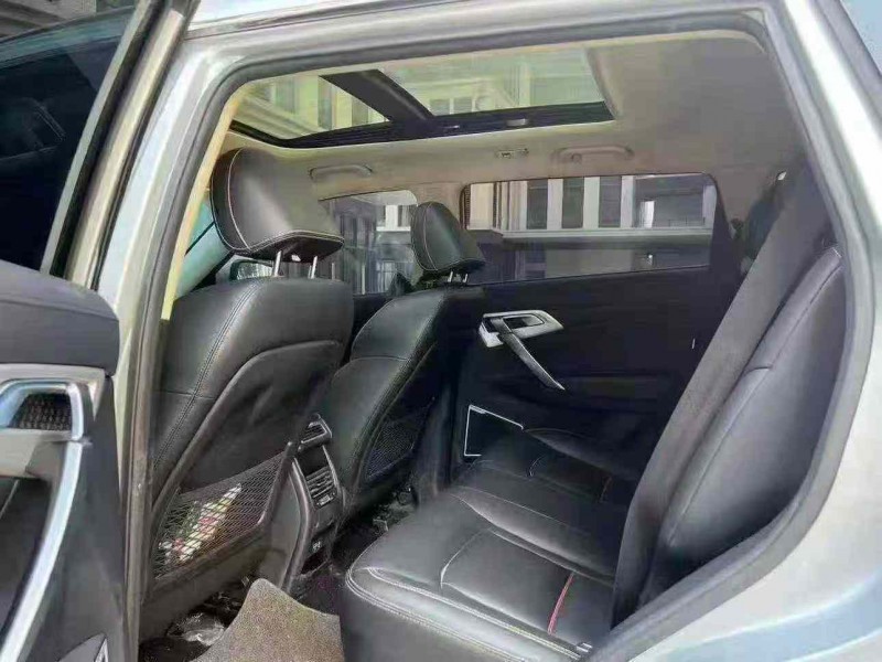 广州18年吉利博越8