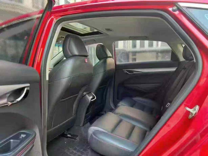 广州19年吉利缤瑞8