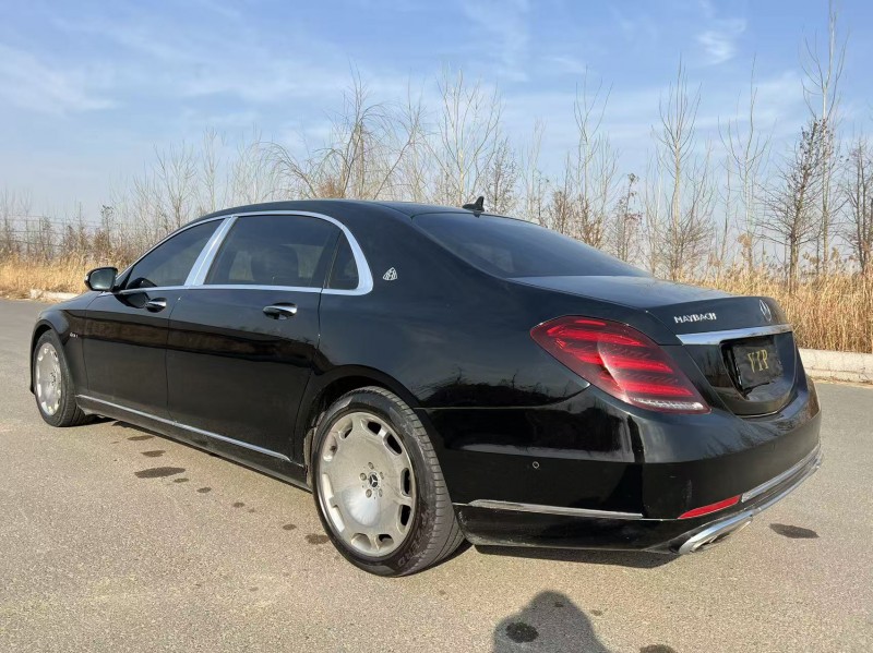 盐城16年奔驰迈巴赫S级9