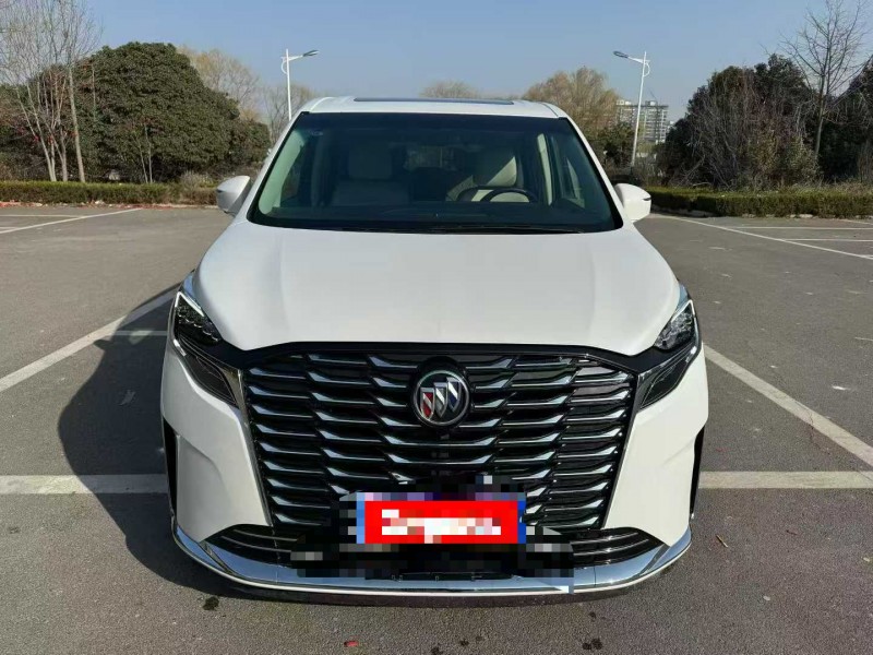 济宁23年别克GL81