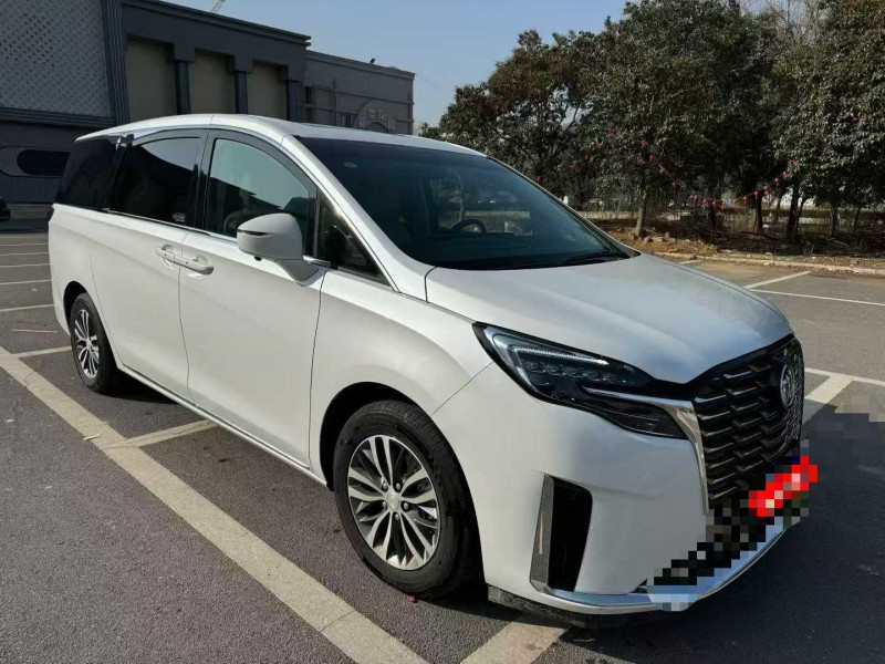 济宁23年别克GL82