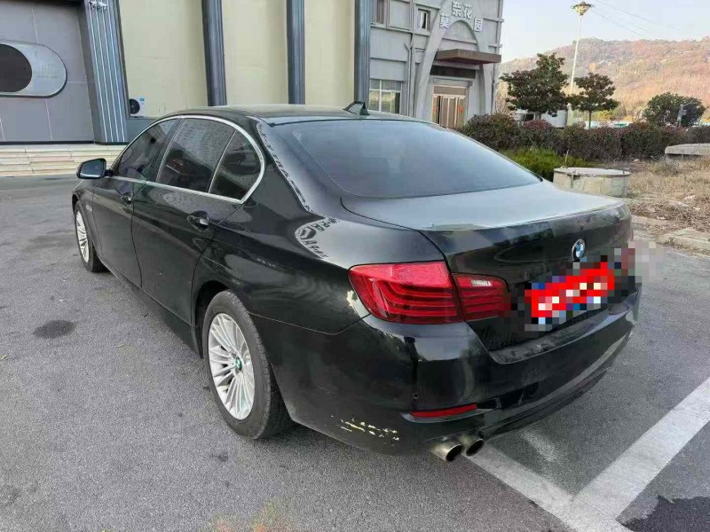 济宁15年宝马5系8
