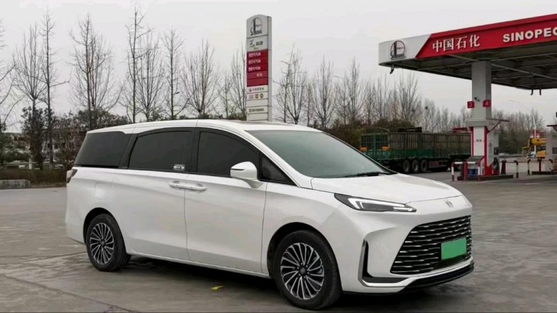 菏泽25年别克GL82