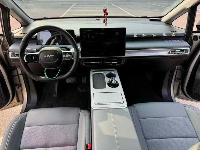 济宁24年传祺埃安Y5