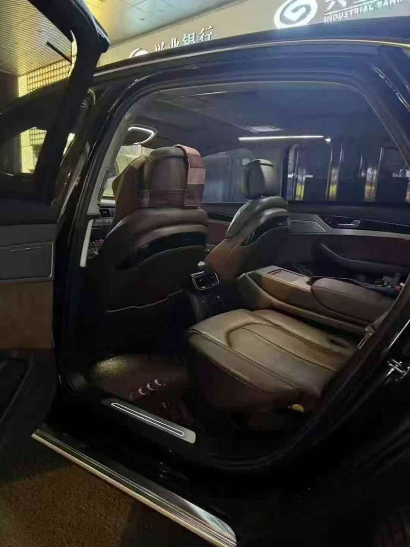 济南14年奥迪A8L4