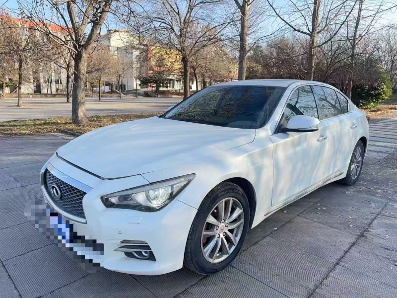 济南18年英菲尼迪Q502