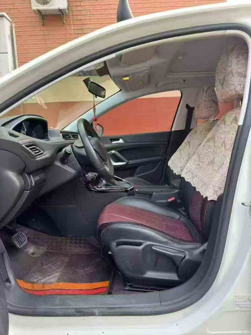 龙岩18年东风标致4