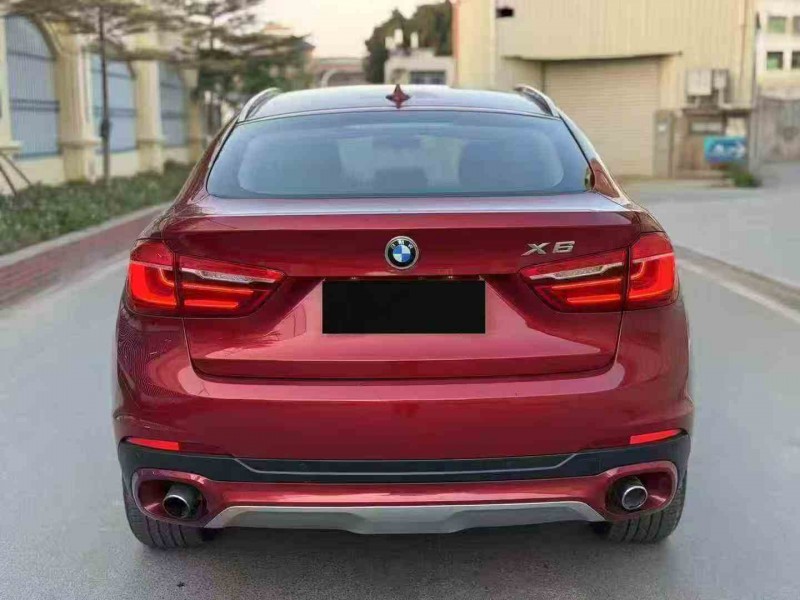 三明16年宝马X69