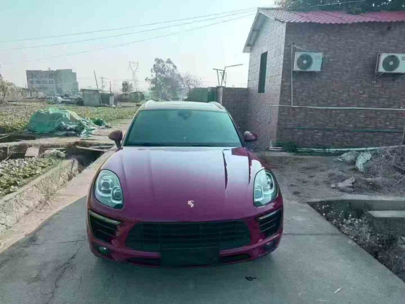 莆田18年保时捷Macan1