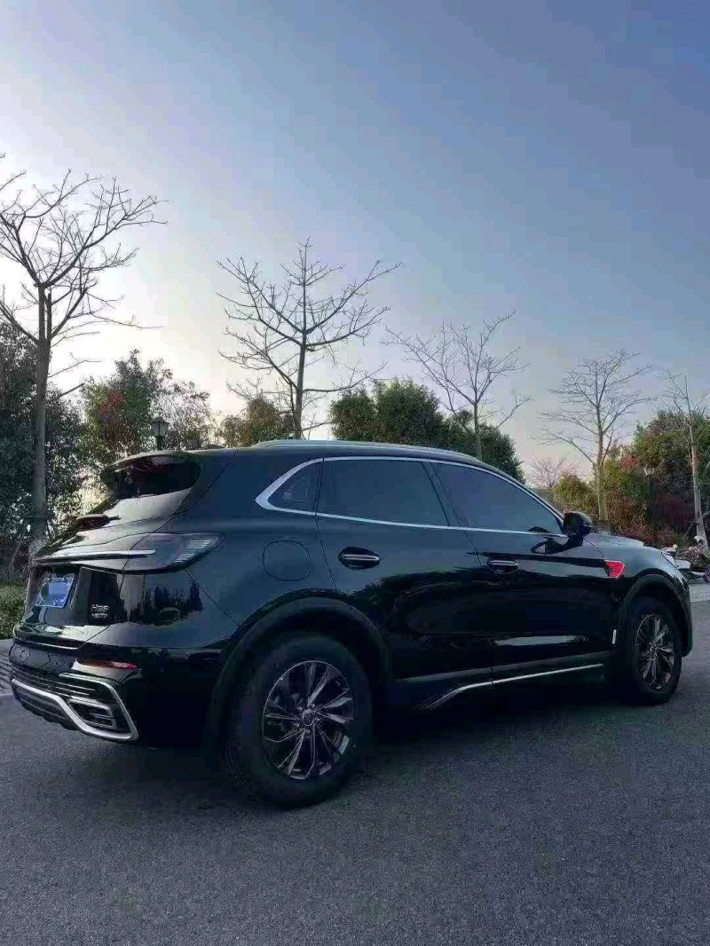 泉州25年红旗HS58