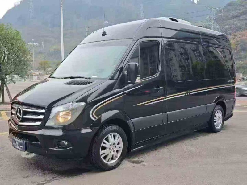 铜仁17年奔驰斯宾特2